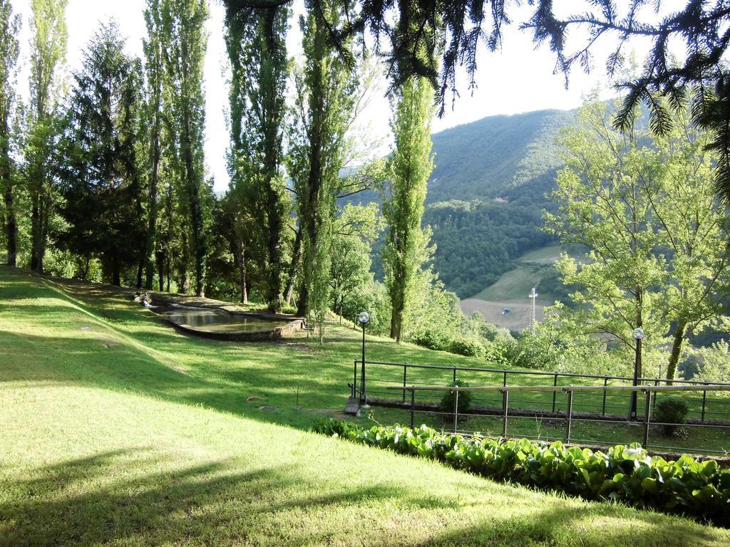Готель Convento Di Acqua Premula Sellano Екстер'єр фото